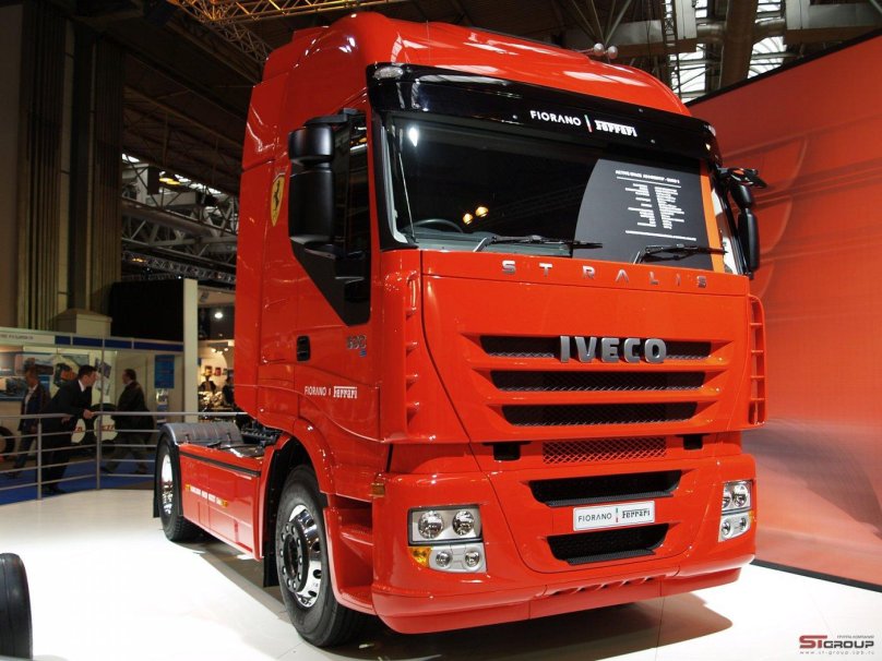 Грузовик Ивеко Стралис