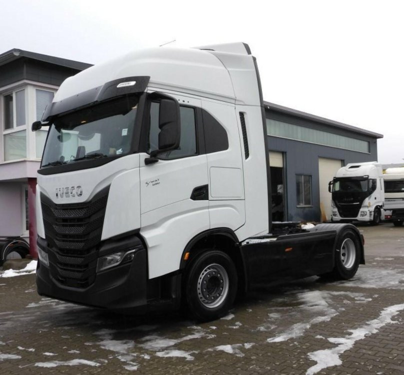 Ивеко Стралис 2023