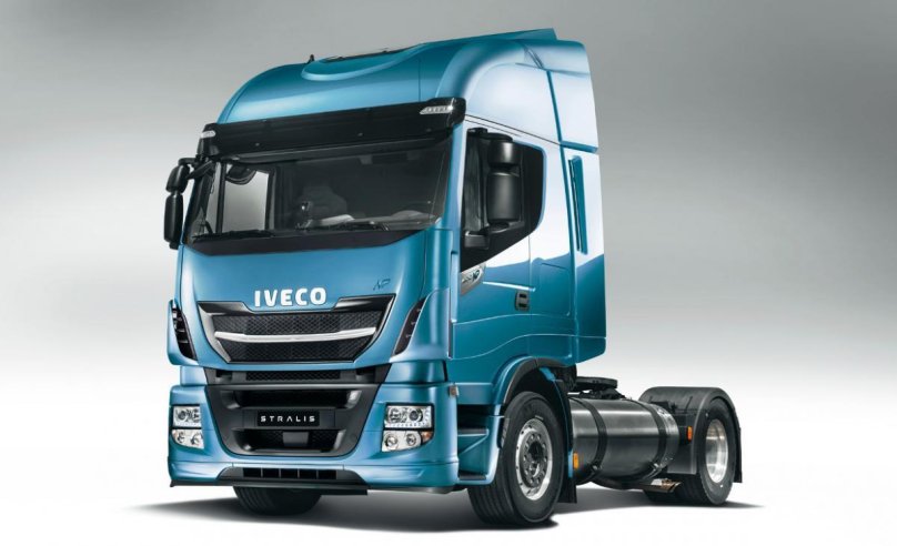 Машина Ивеко Стралис