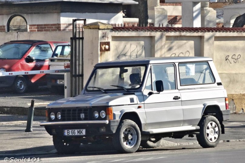 Румынский внедорожник Аро