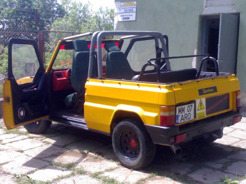 Машина Aro Spartana