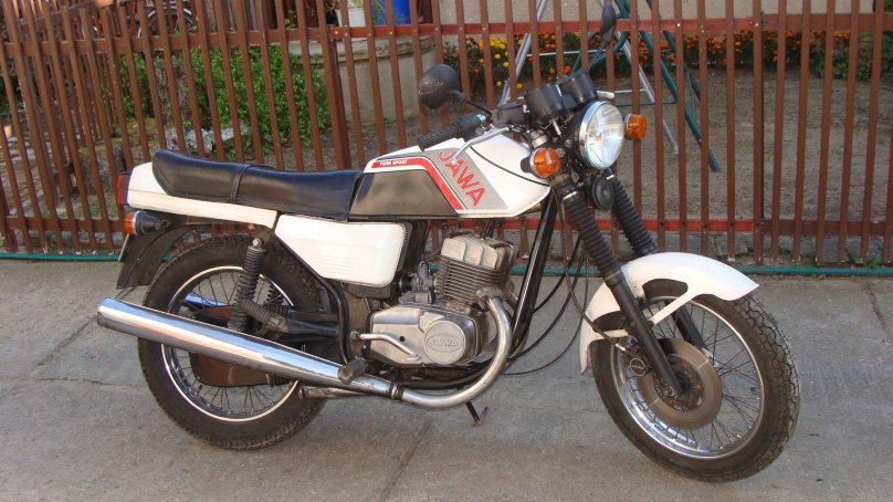 Ява 638 белая