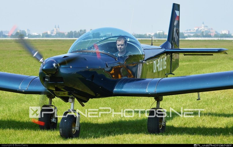 Corvus Fusion самолет