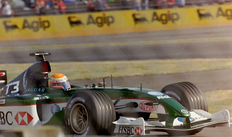 Jaguar r4 Antonio Pizzonia
