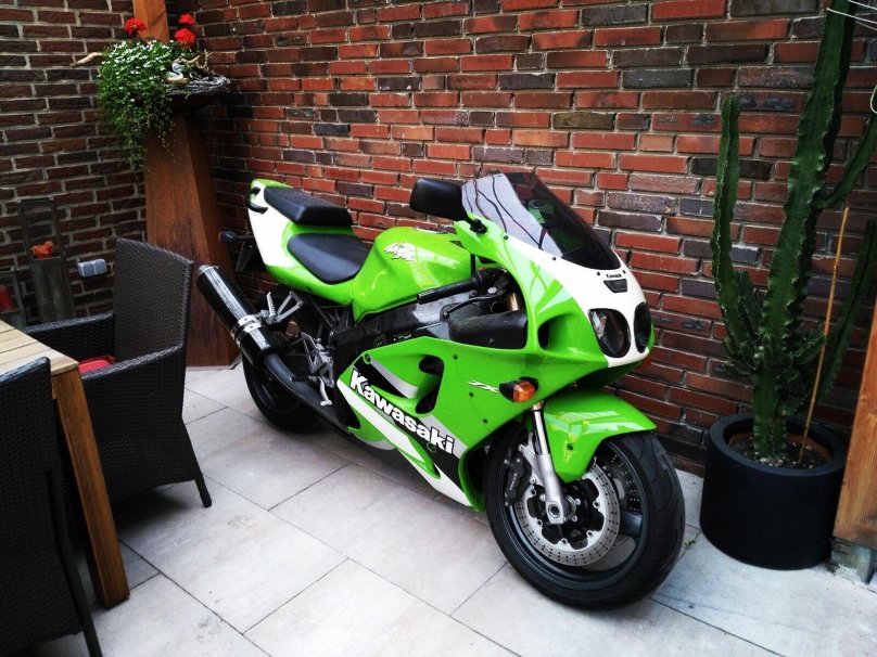 Кавасаки ниндзя zx7r