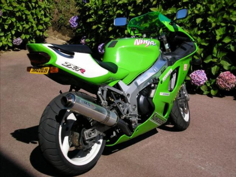 Kawasaki Ninja 750