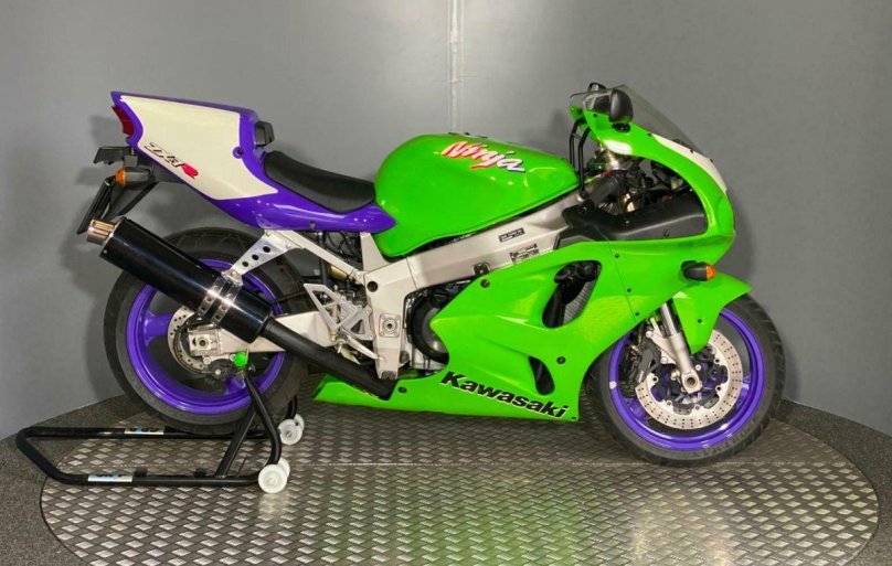 Kawasaki zx7r Ninja