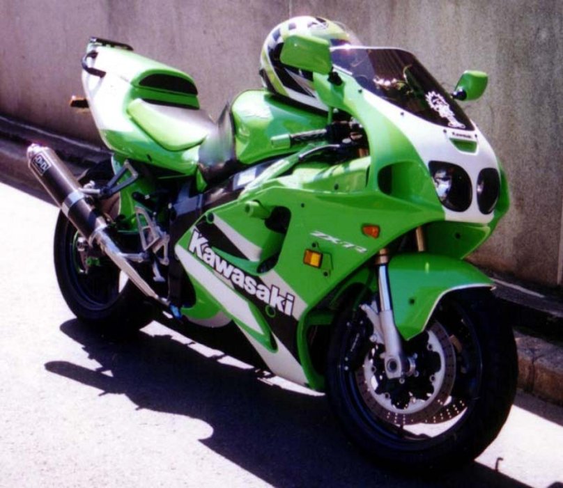 Кавасаки zx7r