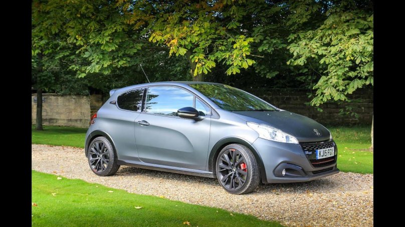 208 GTI by Peugeot Sport