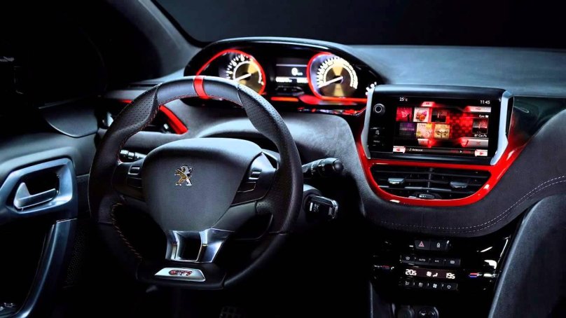 Пежо 208 салон