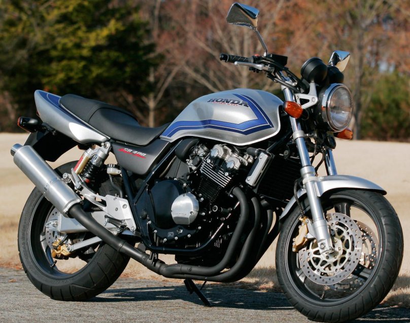 Honda CB 400 VTEC 2