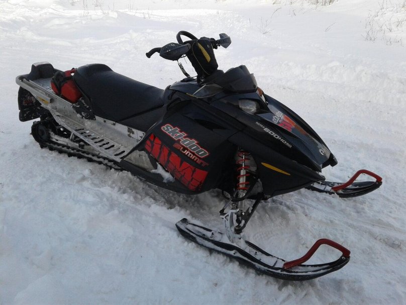 Снегоход Bombardier Ski Doo Summit ADR 600