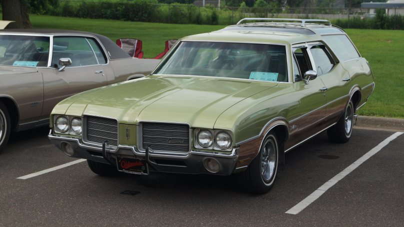 Oldsmobile Vista Cruiser