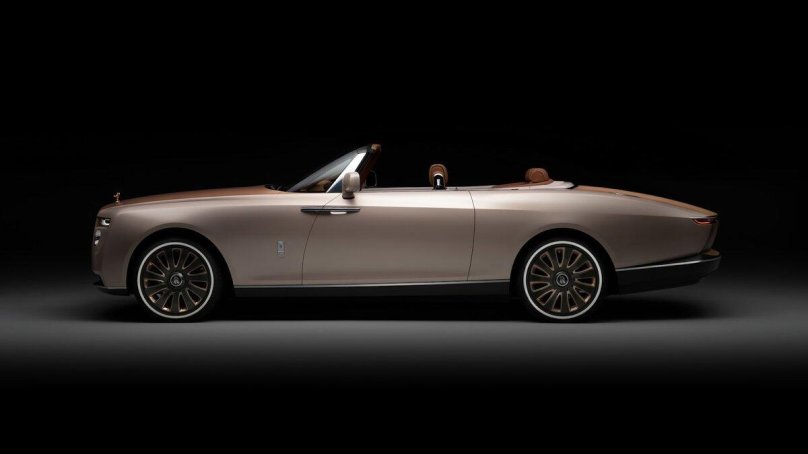 Роллс Ройс Boat Tail 2022