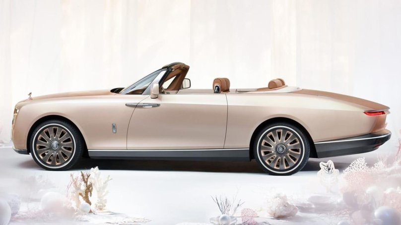 Роллс Ройс 2022