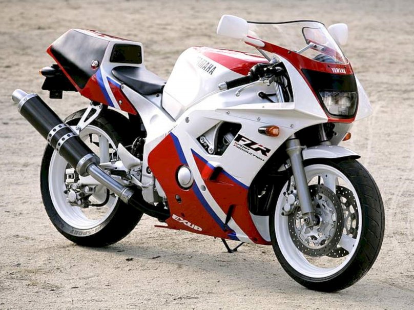 Yamaha FZR 400 SP