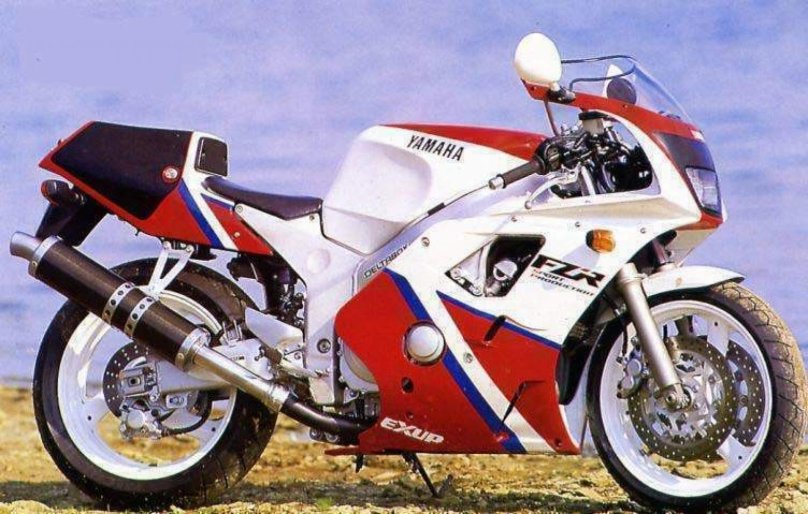Yamaha FZR 400 SP
