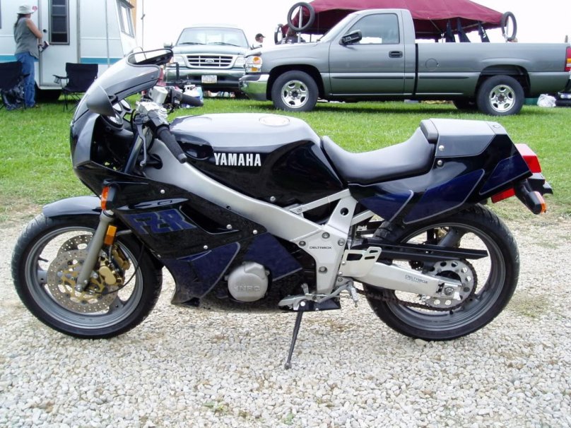 Yamaha FZR 400 1989