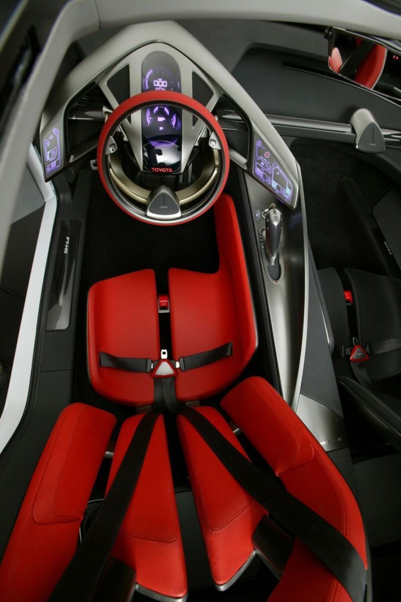 Тойота Супра 2021 салон