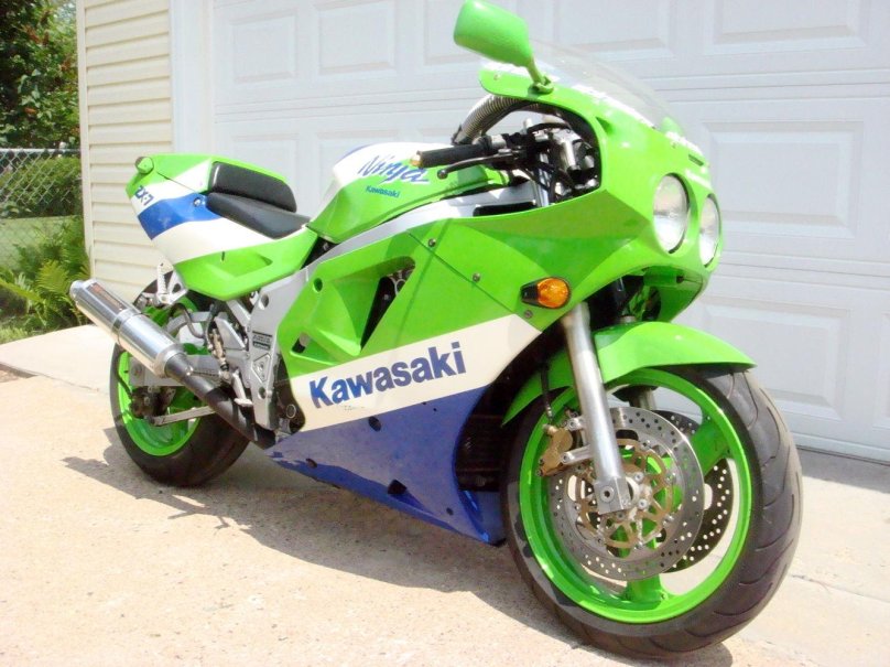 Kawasaki ZXR 750 h1