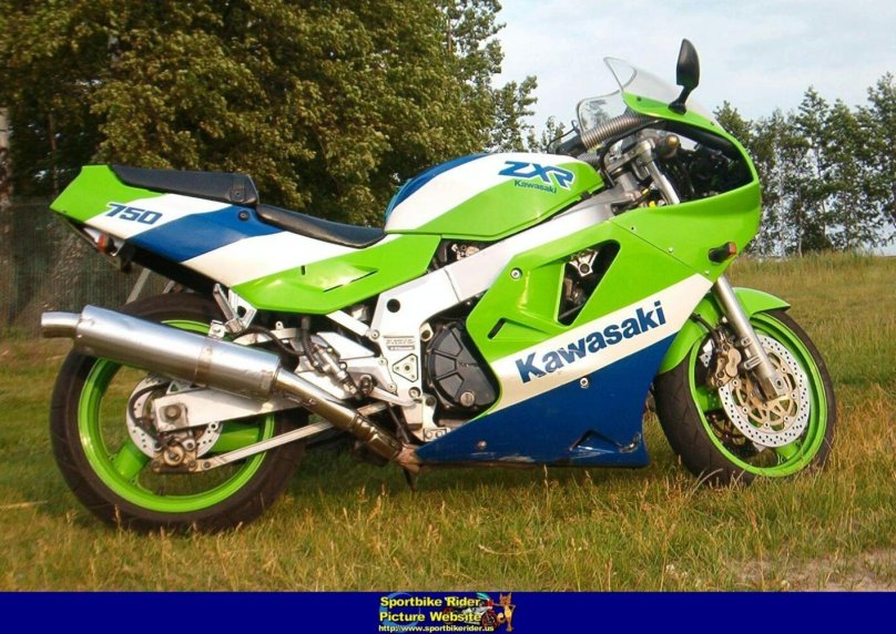 Кавасаки ZXR 750
