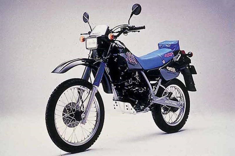 Кавасаки КЛР 600