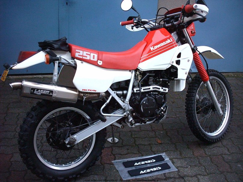 Кавасаки KLR 250