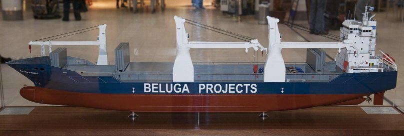 Белуга рифер судно
