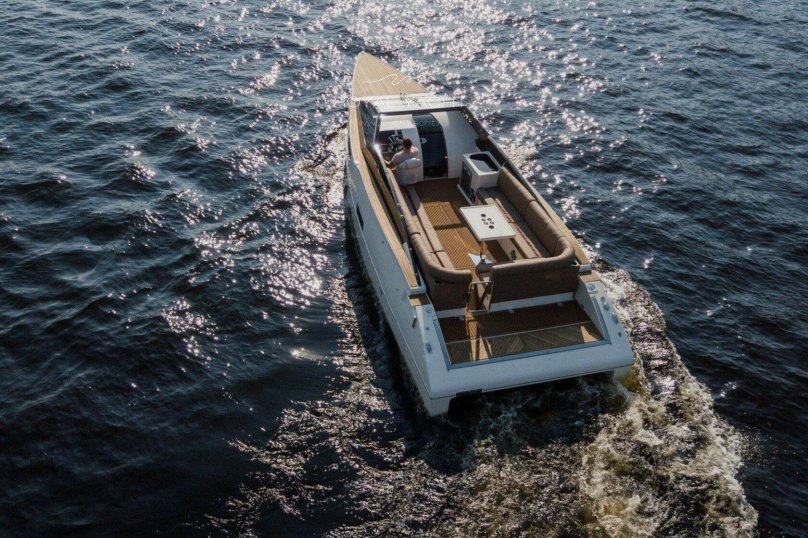 Вельвет 33 катер