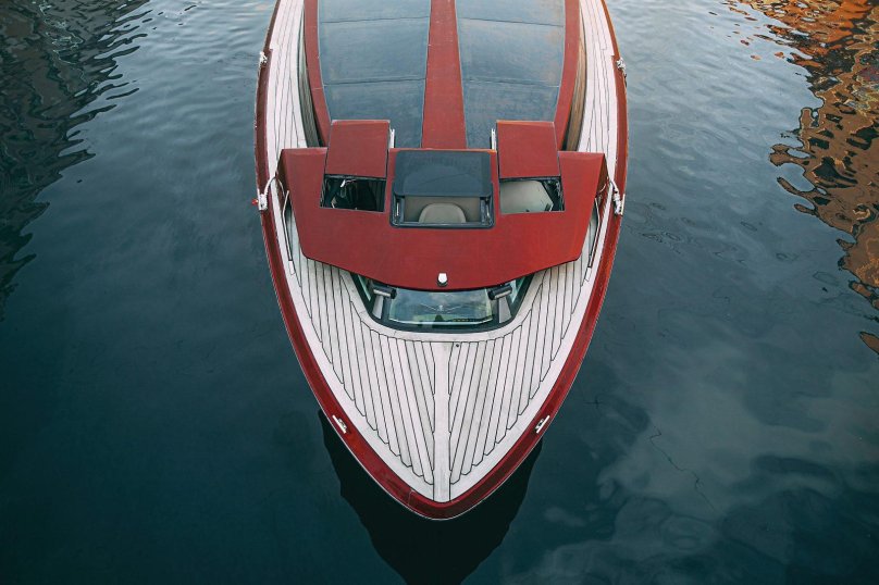 Яхта Белуга