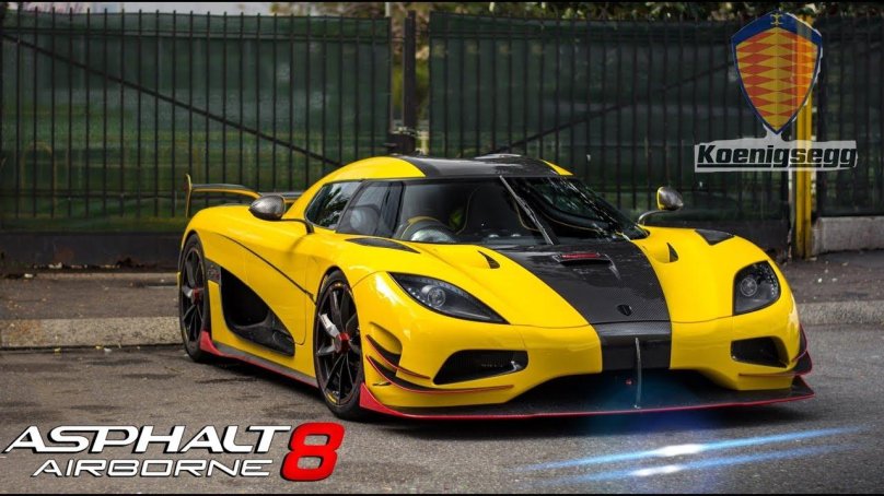 Кенигсегг АГЕРА желтый