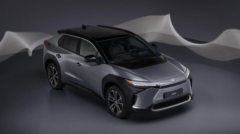 Электрическая Тойота bz4x