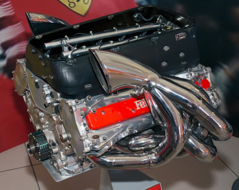 F154 мотор Ferrari