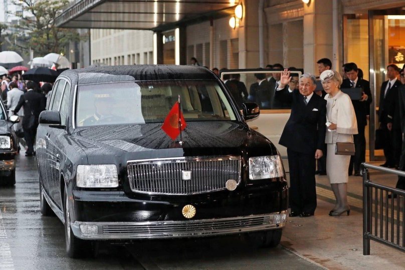 Toyota императора Японии