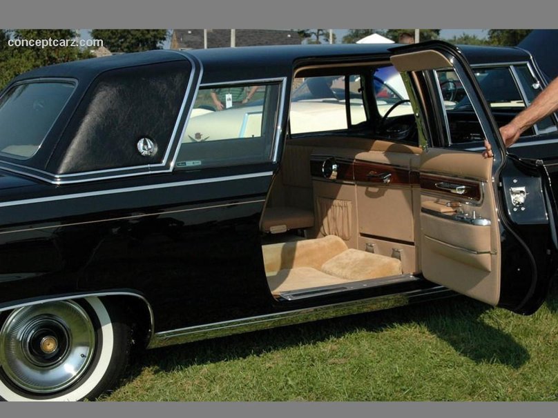 Chrysler Crown Imperial Limousine