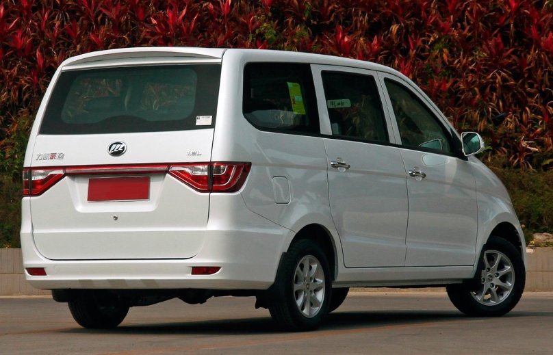 Лифан минивэн