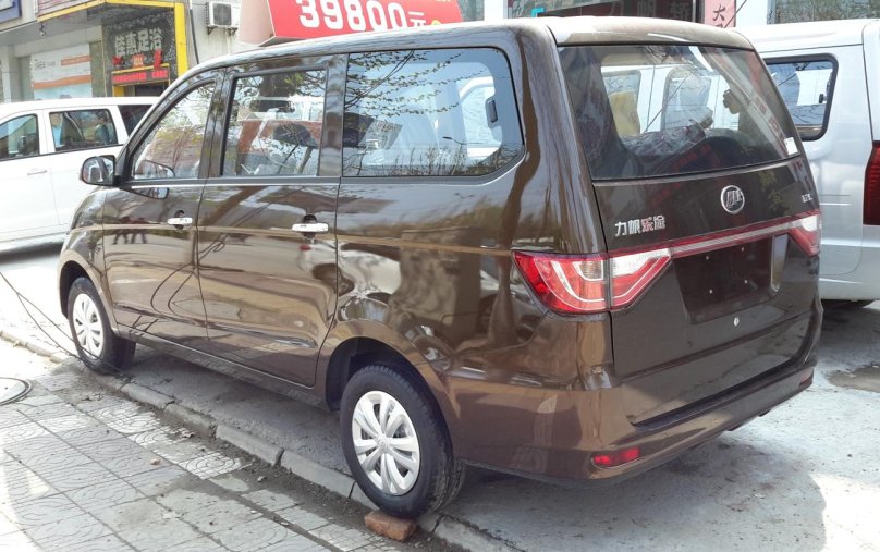 Лифан минивэн