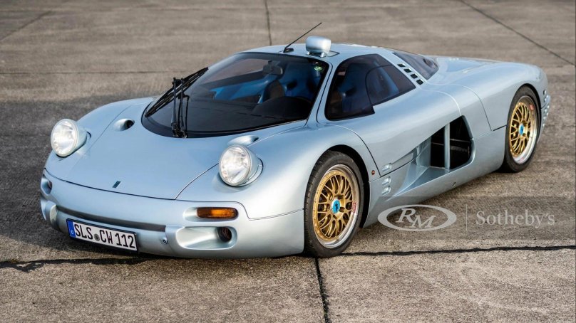 Isdera Commendatore 112i салон