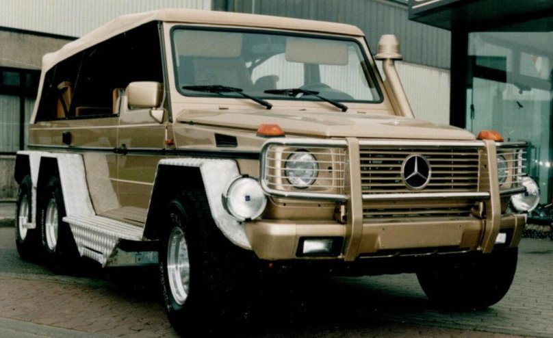 Мерседес Гелендваген старый