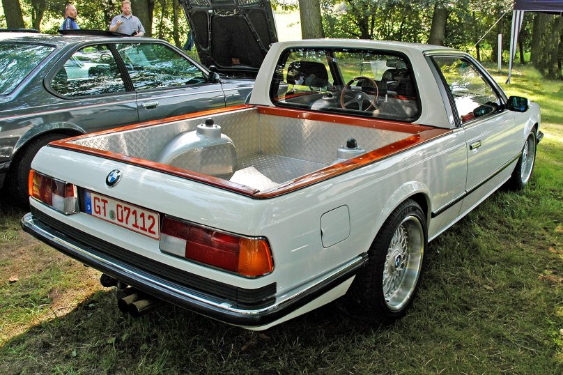 БМВ е30 пикап