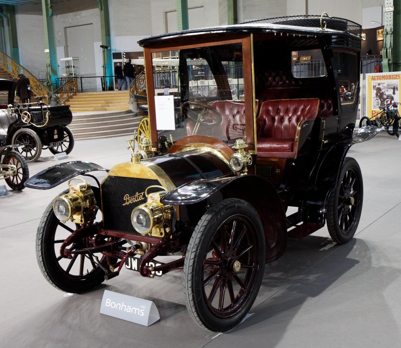 Автомобиль auveis