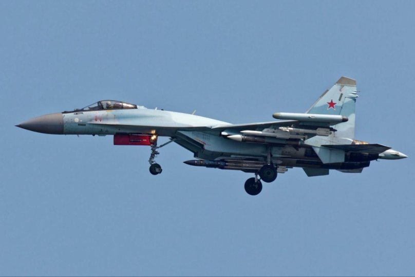 Су-35с с ракетами р-37м