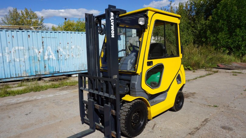 Вилочный погрузчик Komatsu fd50ayt-10