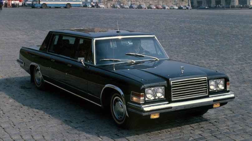 Машина ЗИЛ 4104