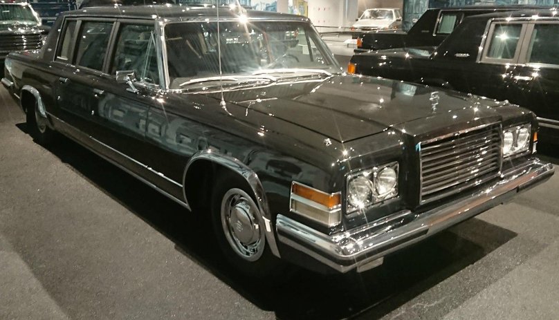 ЗИЛ 4104 черный доктор