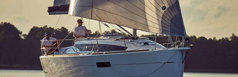 Парусная яхта Beneteau