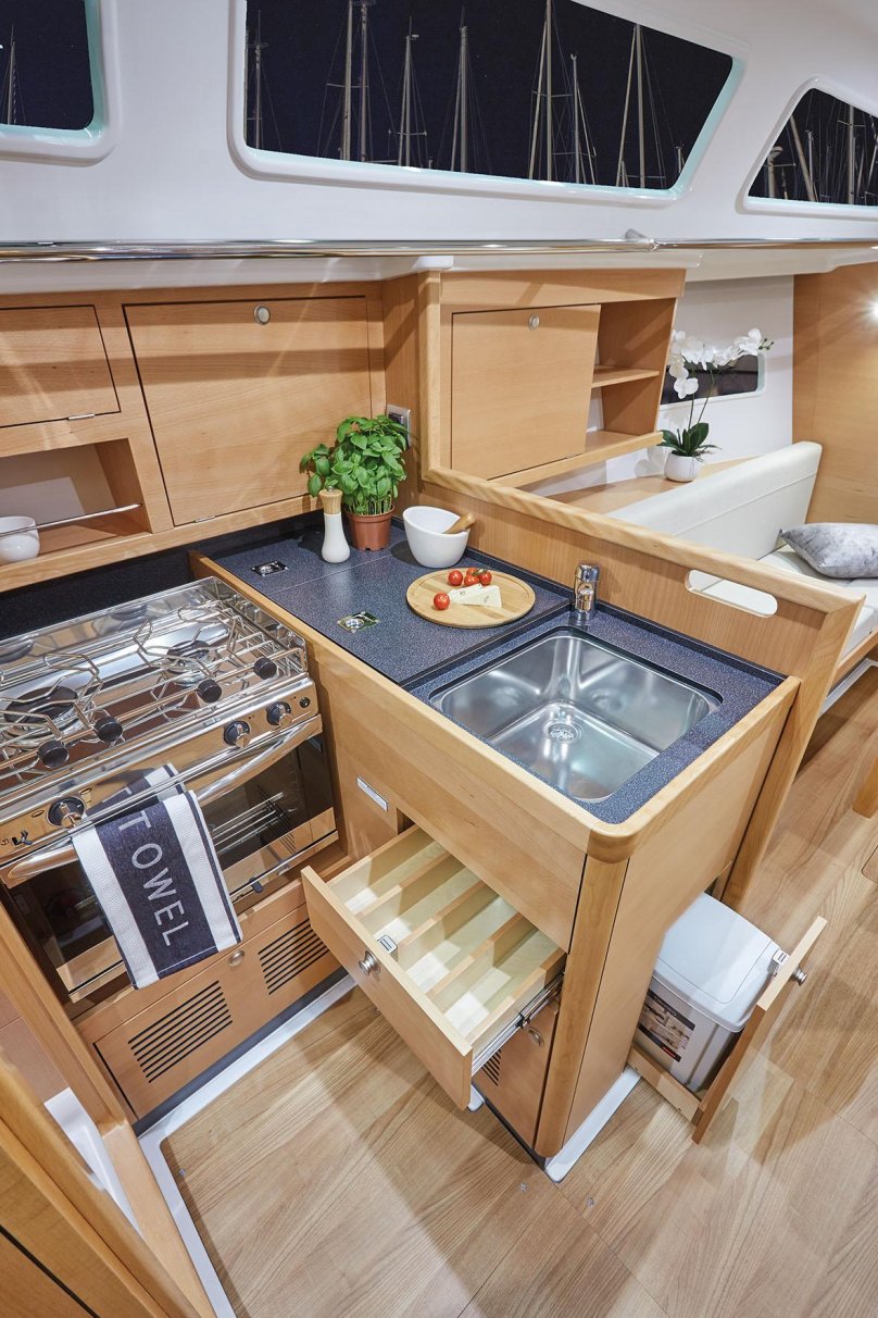 Лодка в интерьере