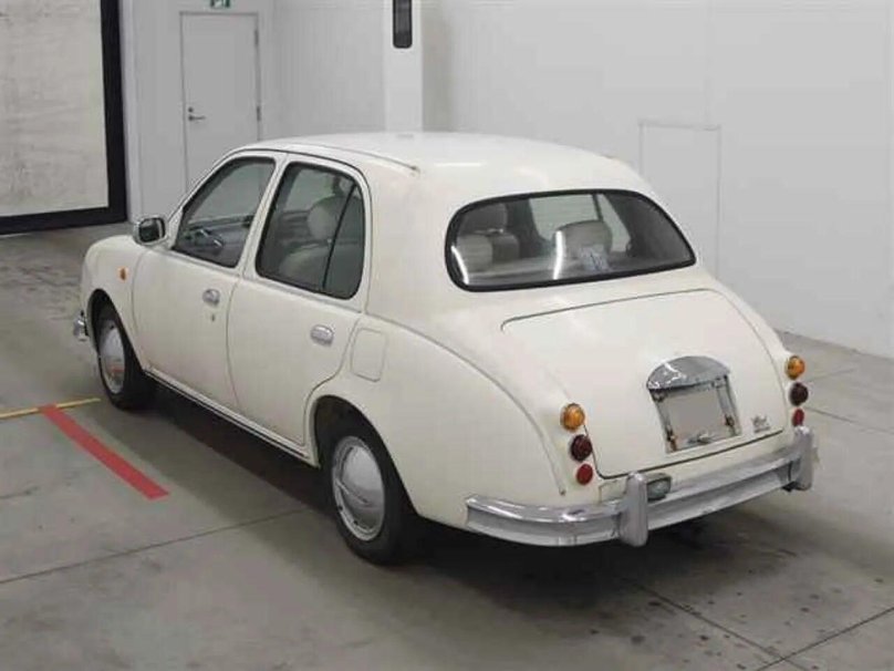 Mitsuoka Nissan March