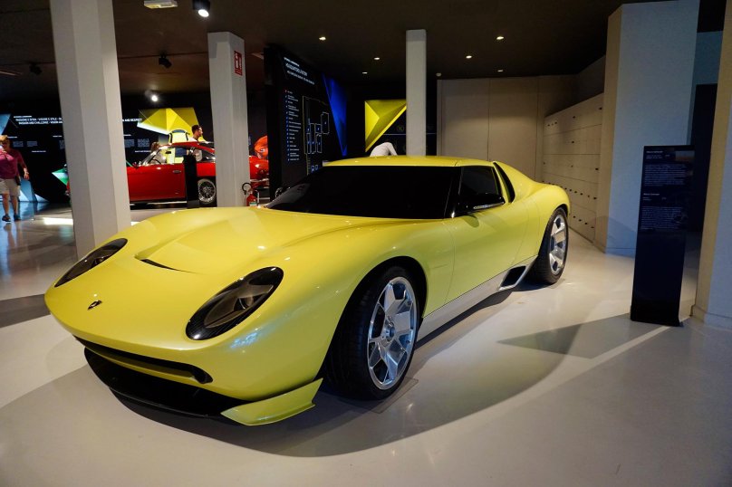 Ламборджини Миура концепт