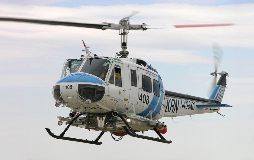 Вертолет Bell 205